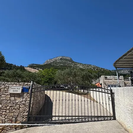 House Ljubica - Ideal Vacation Spot * Bol